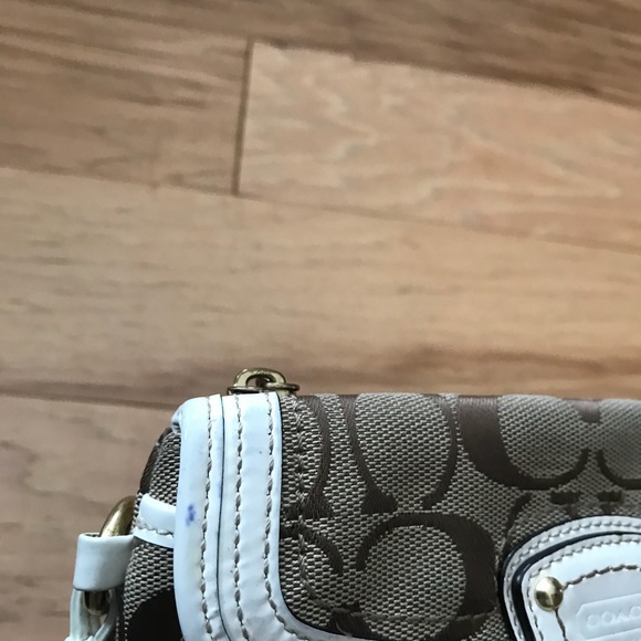 Coach Wristlet - Picture 5 of 5